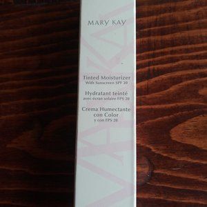 Beige 2 tinted moisturizer